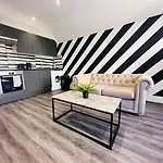 Flash Sale King Size Bed Super Central One Bed Apartment Next To Brighton Seafront 2